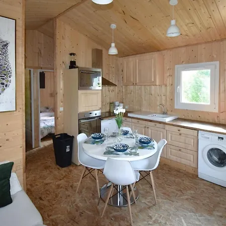Beautiful In Mach With Wifi And 2 Bedrooms *